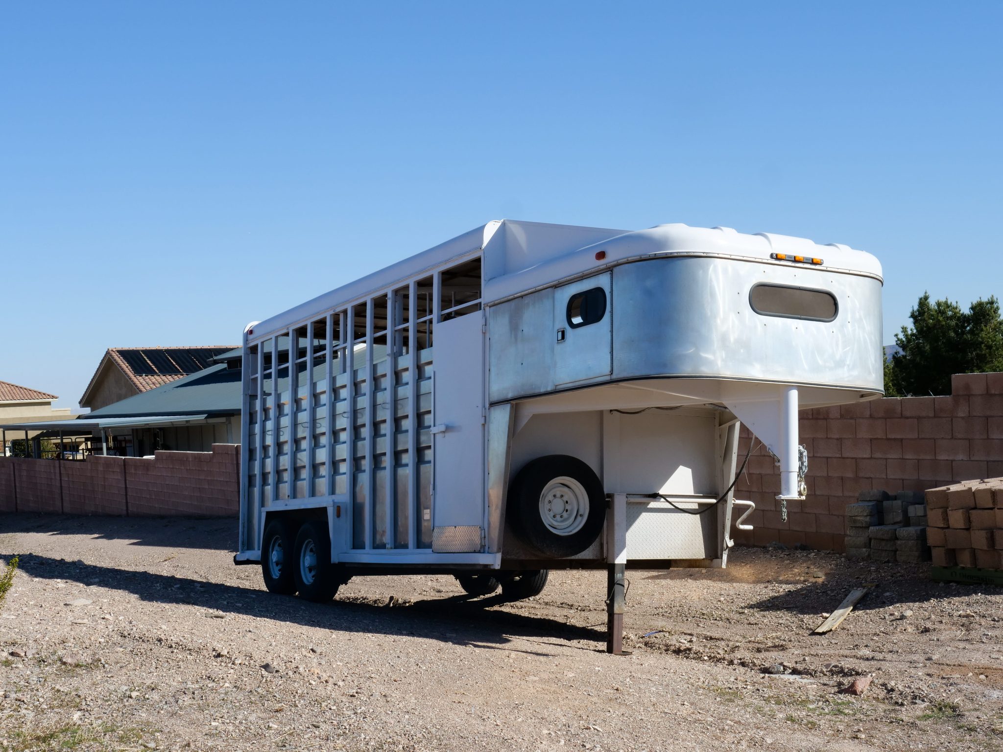 Gooseneck Horse Trailer